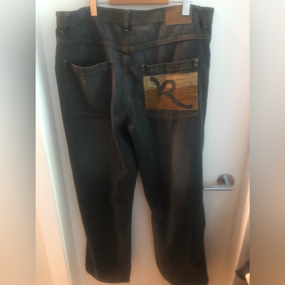 ROCAWEAR 38W X 34L - Picture 8 of 12